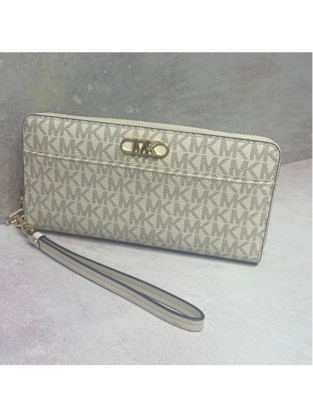 Michael Kors Parker Large Continental Zip Around Wallet/Wristlet Light Cream - Picture 2 of 10